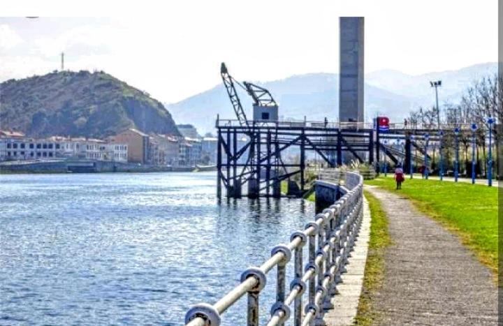 Riverside Apartment Barakaldo